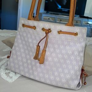 Dooney and Bourke tassels, mini alto bag